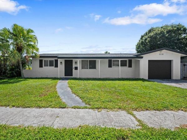 3130 Capri Road, Palm Beach Gardens, FL 33410