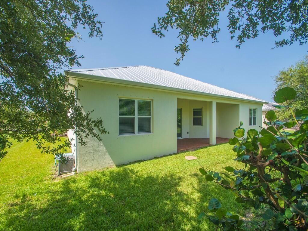 2545 Saint Lucia Circle, Vero Beach, FL 32967 Photo