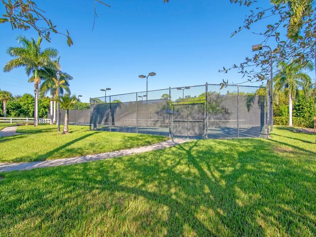 2545 Saint Lucia Circle, Vero Beach, FL 32967 Photo