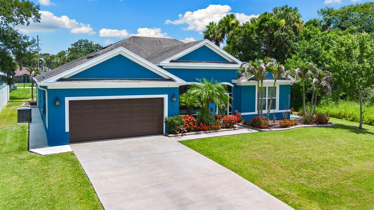 2357 SW Independence Road, Port Saint Lucie, FL 34953 Photo
