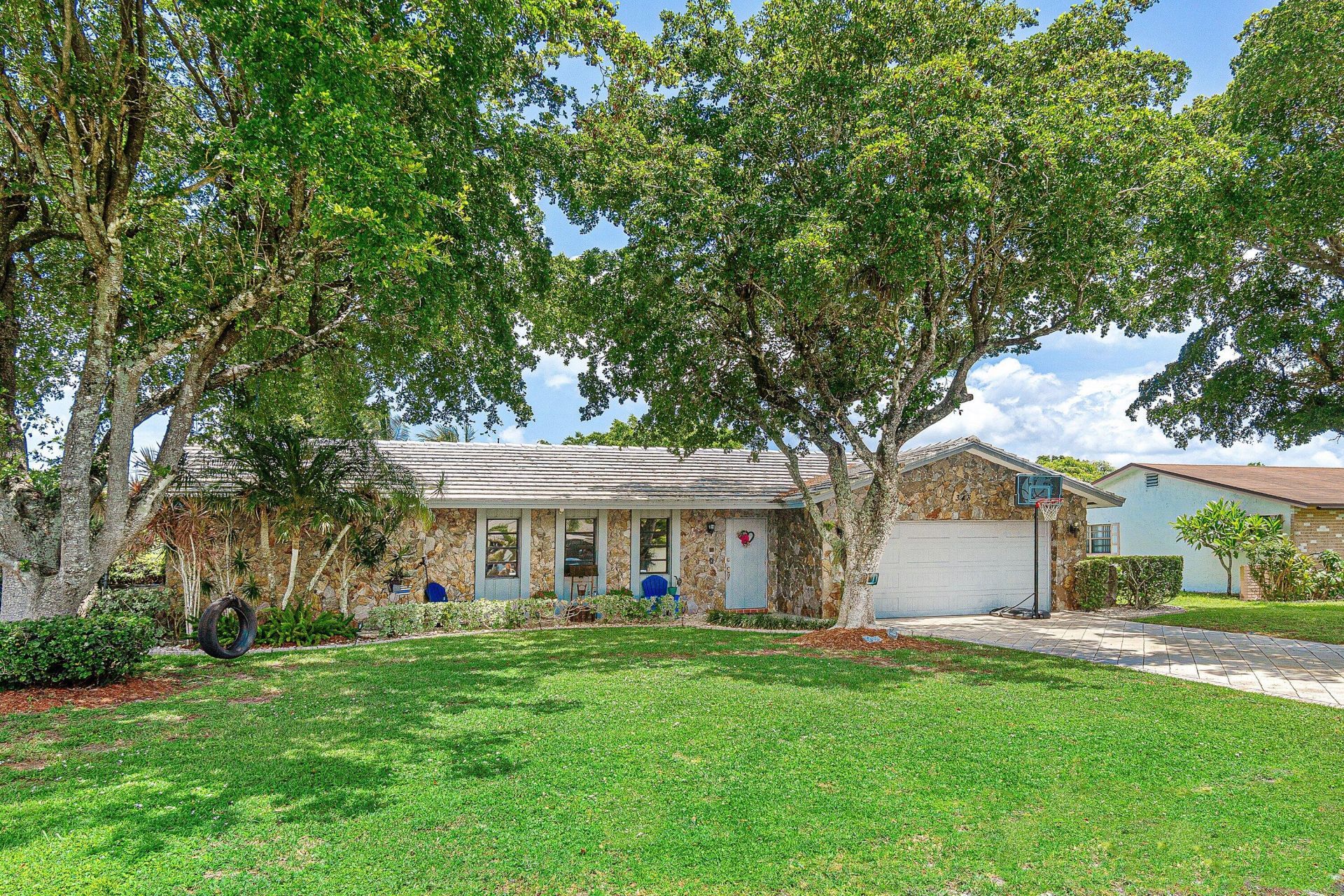 348 Sandpiper Avenue, Royal Palm Beach, FL 33411 Photo