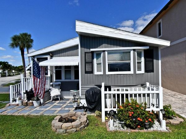 10725 S Ocean Drive, Unit 463, Jensen Beach, FL 34957