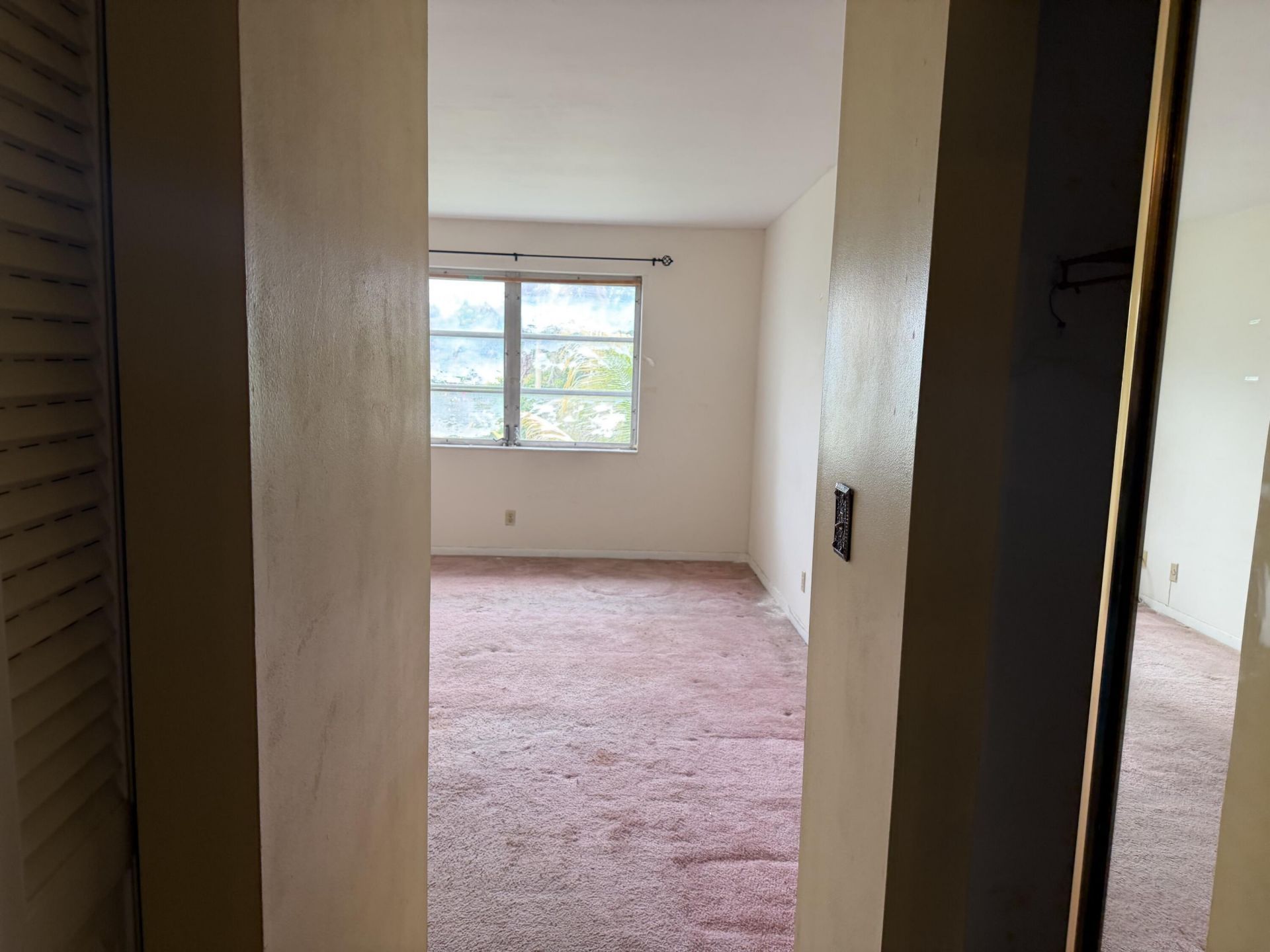 3090 NW 46th Avenue, Unit 211c, Lauderdale Lakes, FL 33313 Photo