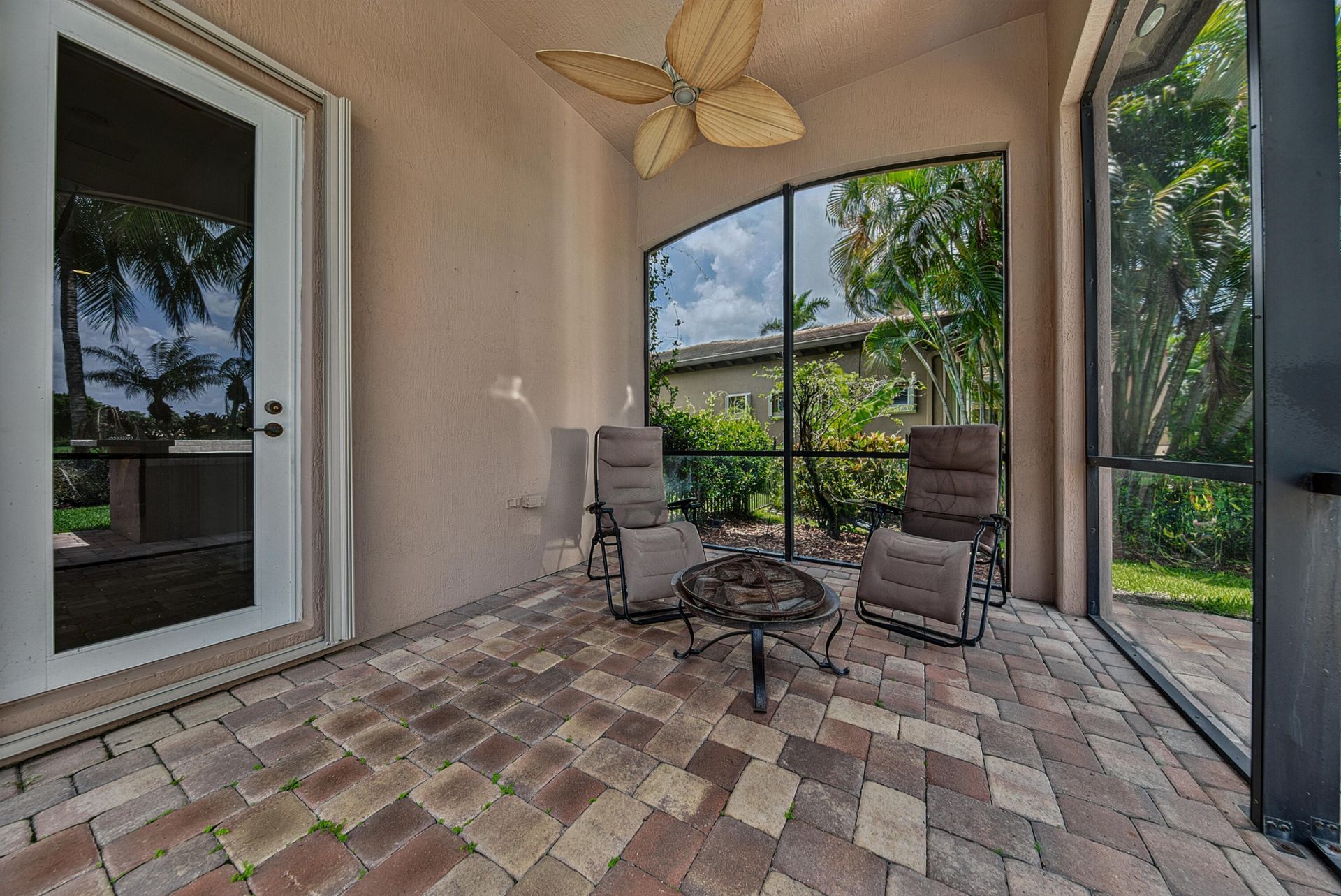 7233 NW 123rd Avenue, Parkland, FL 33076 Photo