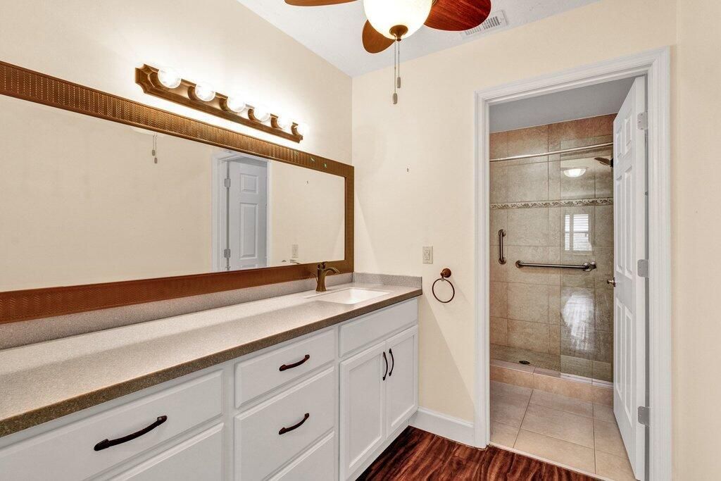 725 Timber Ridge Trail Sw, Unit B, Vero Beach, FL 32962 Photo