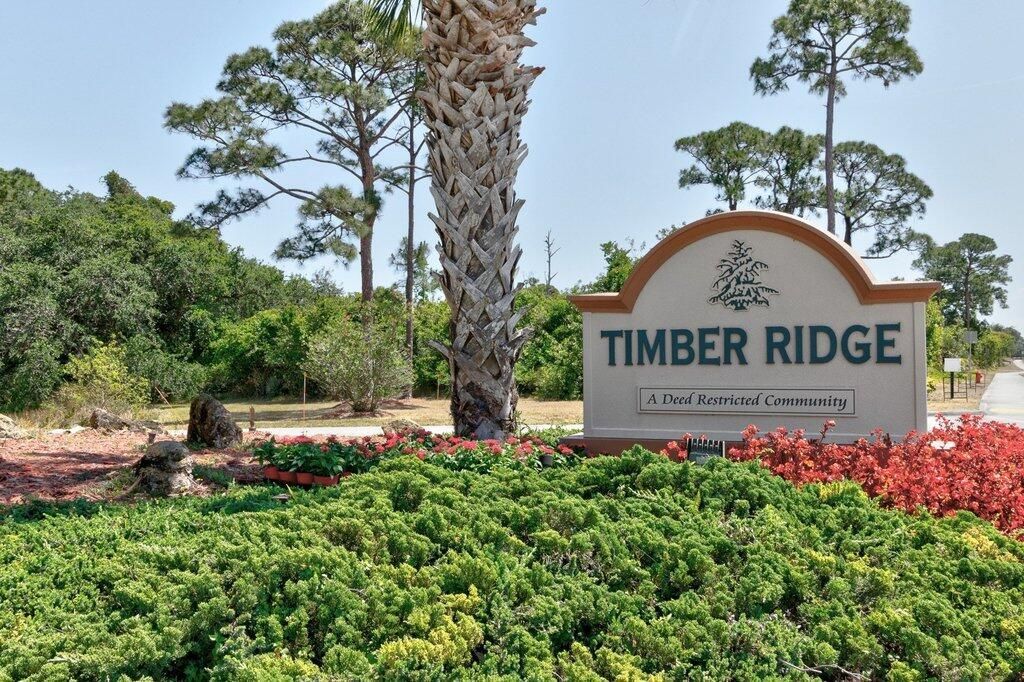 725 Timber Ridge Trail Sw, Unit B, Vero Beach, FL 32962 Photo