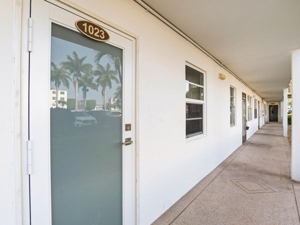 1023 Guildford, Unit B, Boca Raton, FL 33434