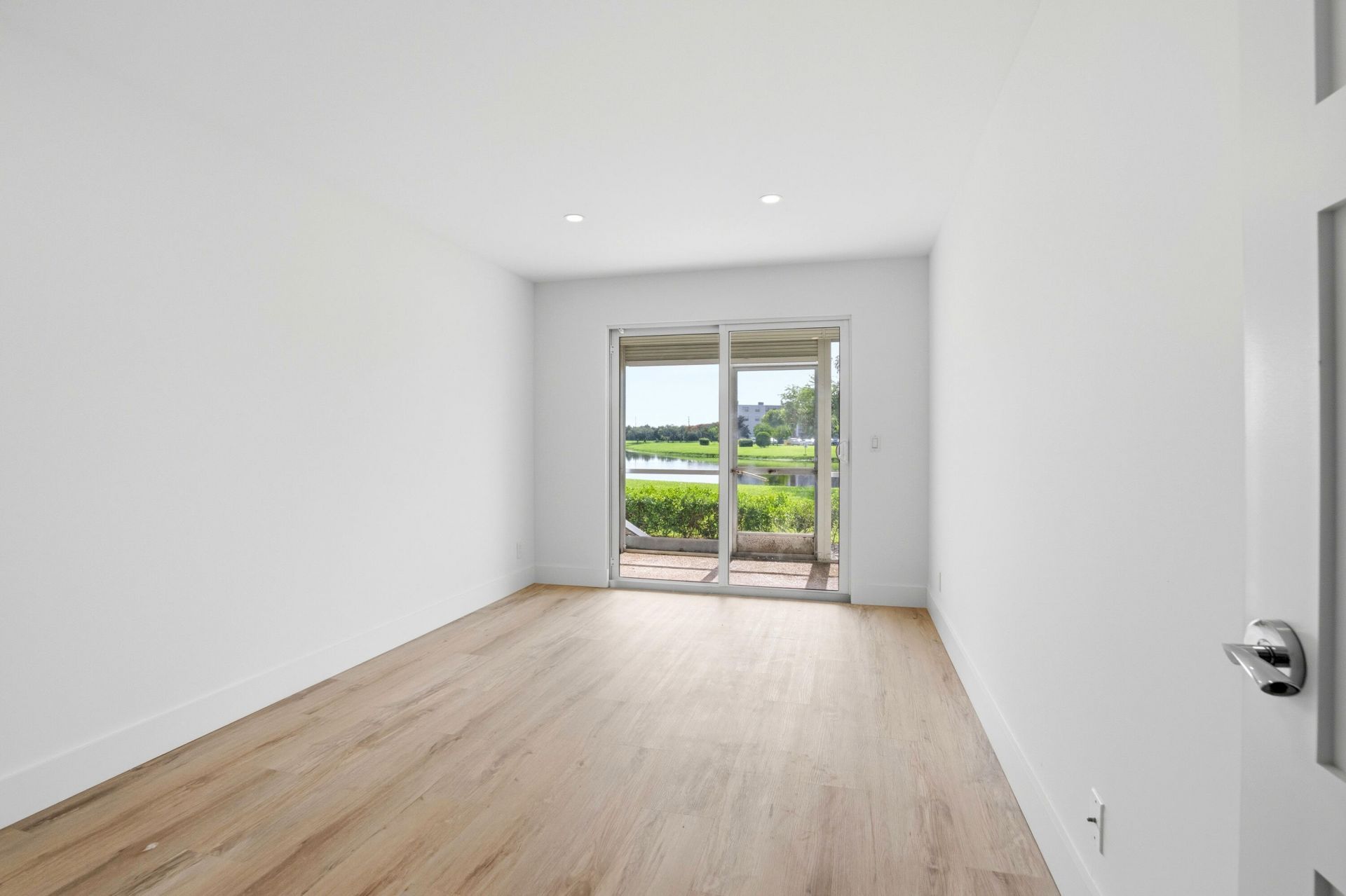 1023 Guildford, Unit B, Boca Raton, FL 33434 Photo