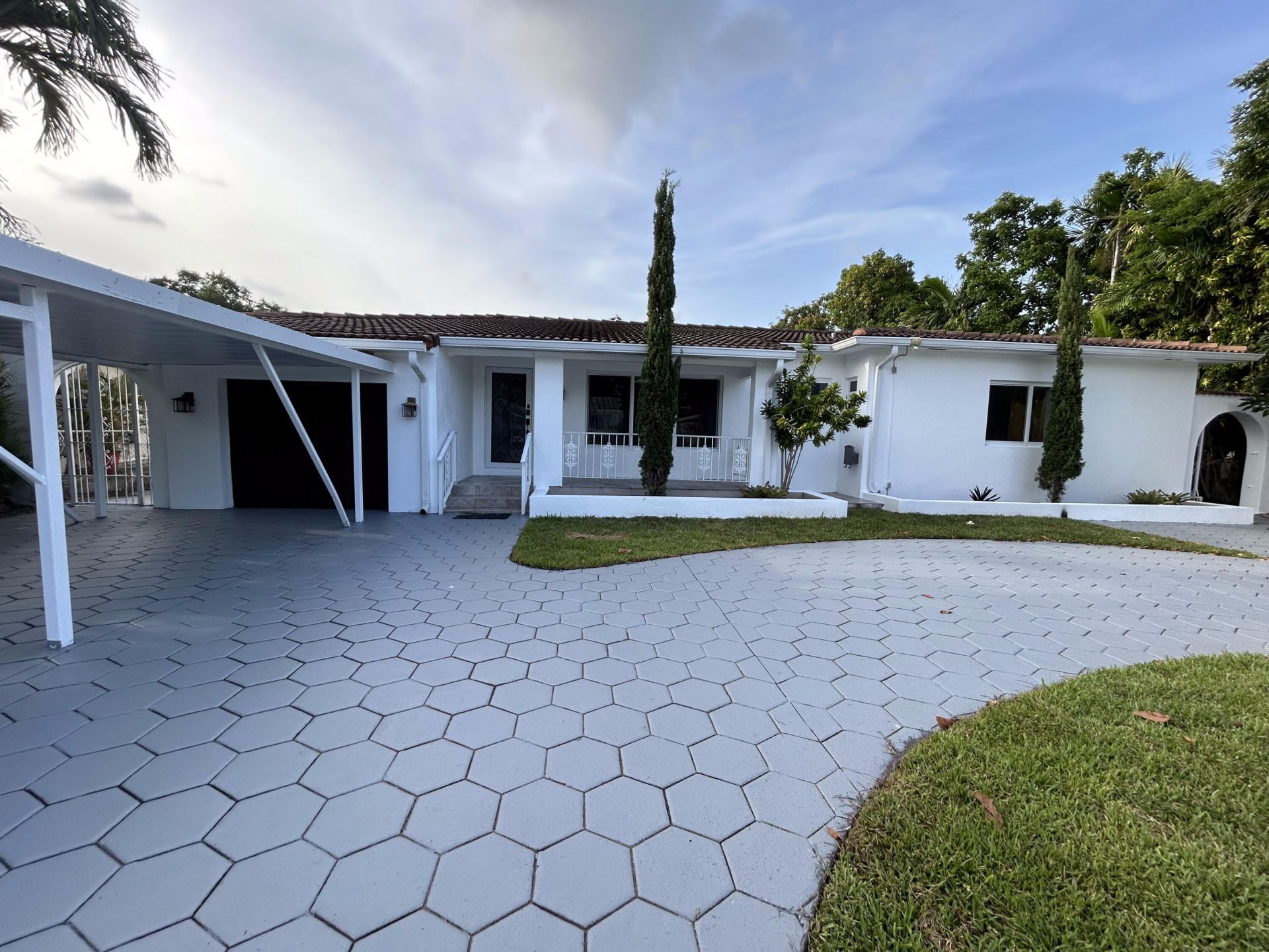 5757 SW 3rd Street, Miami, FL 33144 Photo