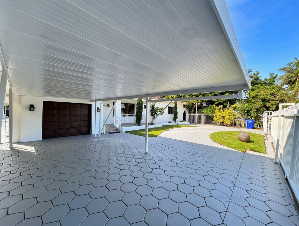 5757 SW 3rd Street, Miami, FL 33144 Photo
