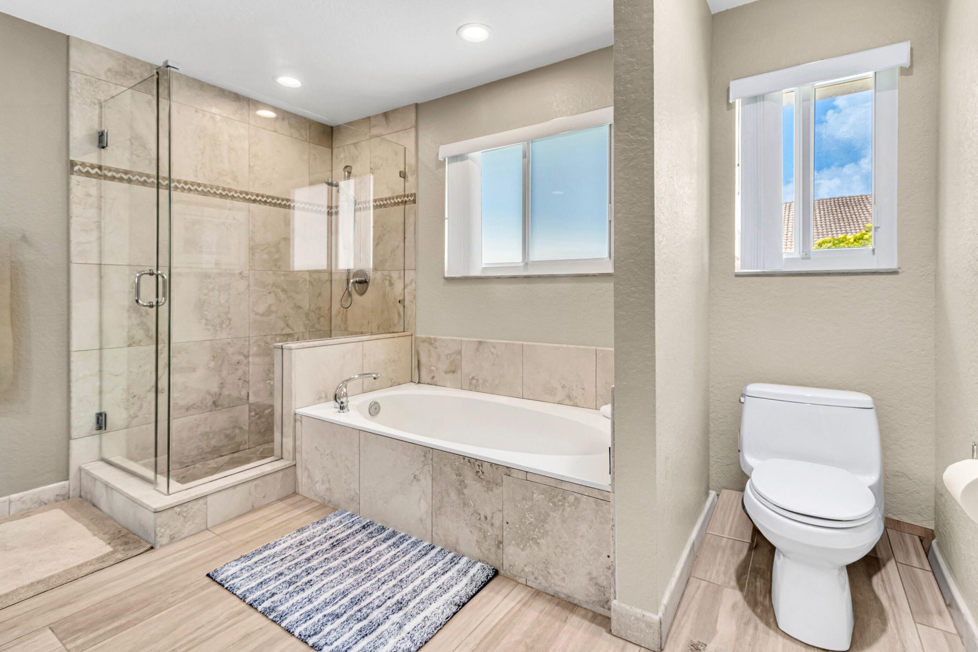 5428 Pointe Villa Drive, Unit E, Lighthouse Point, FL 33064 Photo