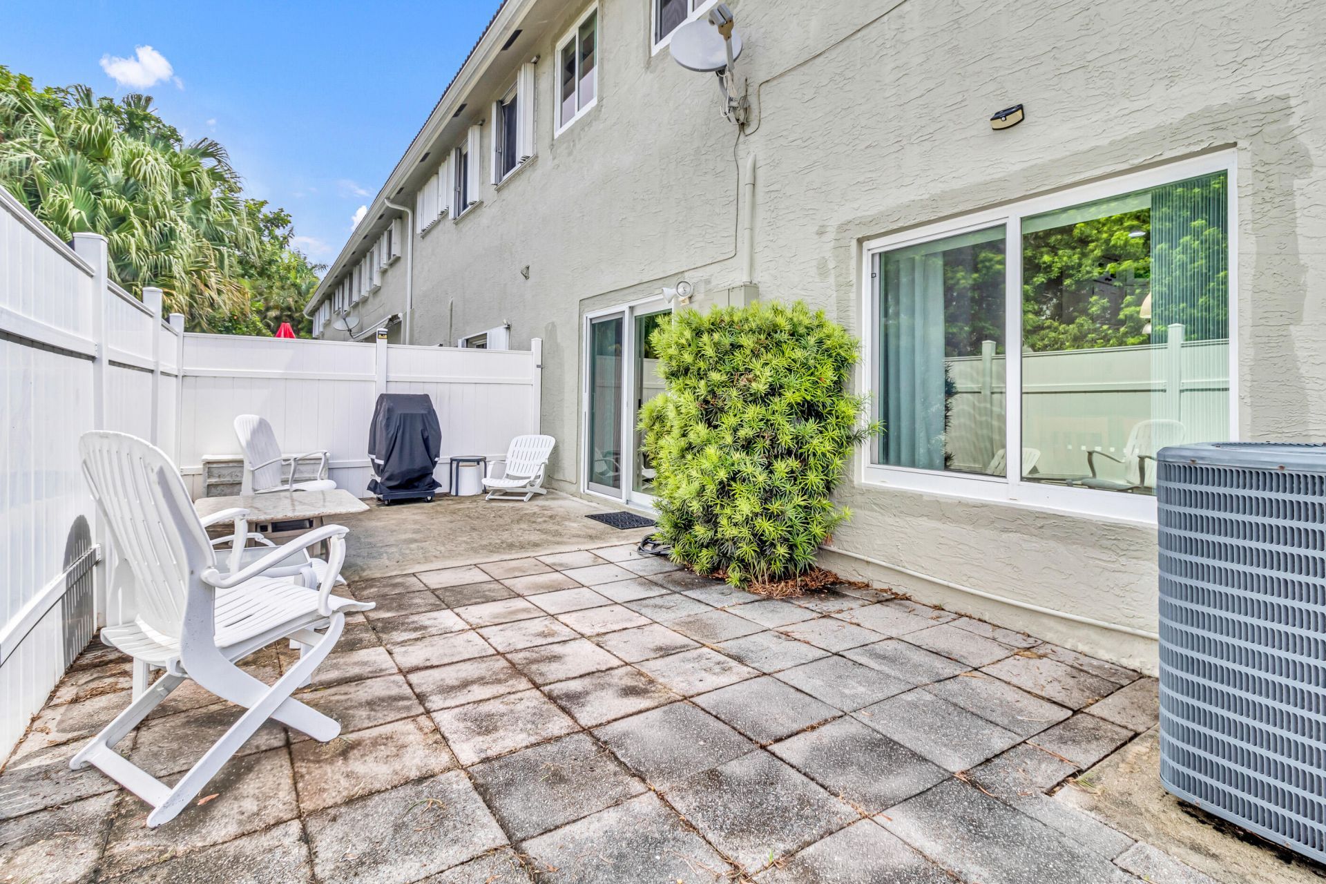 5428 Pointe Villa Drive, Unit E, Lighthouse Point, FL 33064 Photo