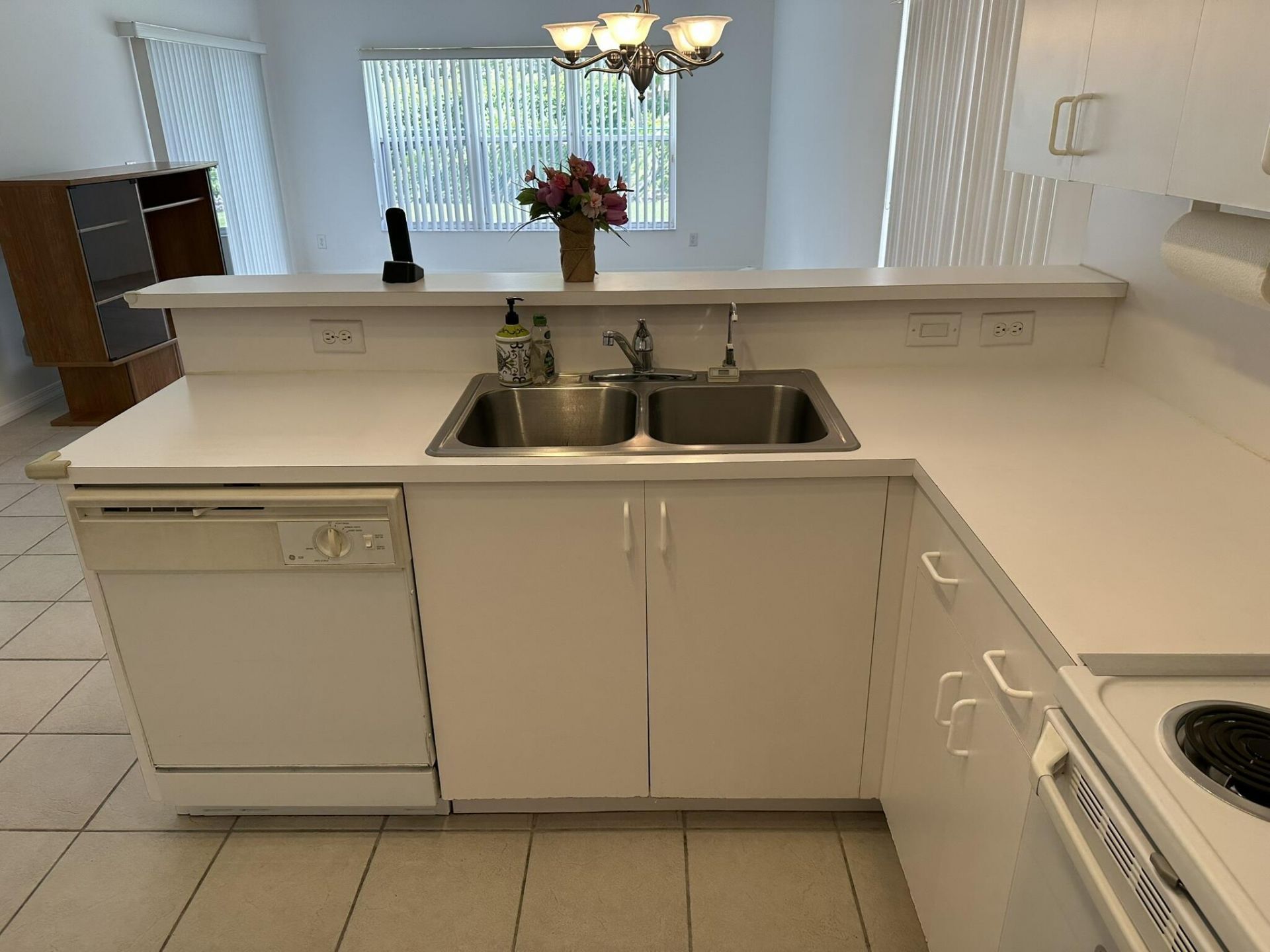 16323 SW 6th Street, Pembroke Pines, FL 33027 Photo