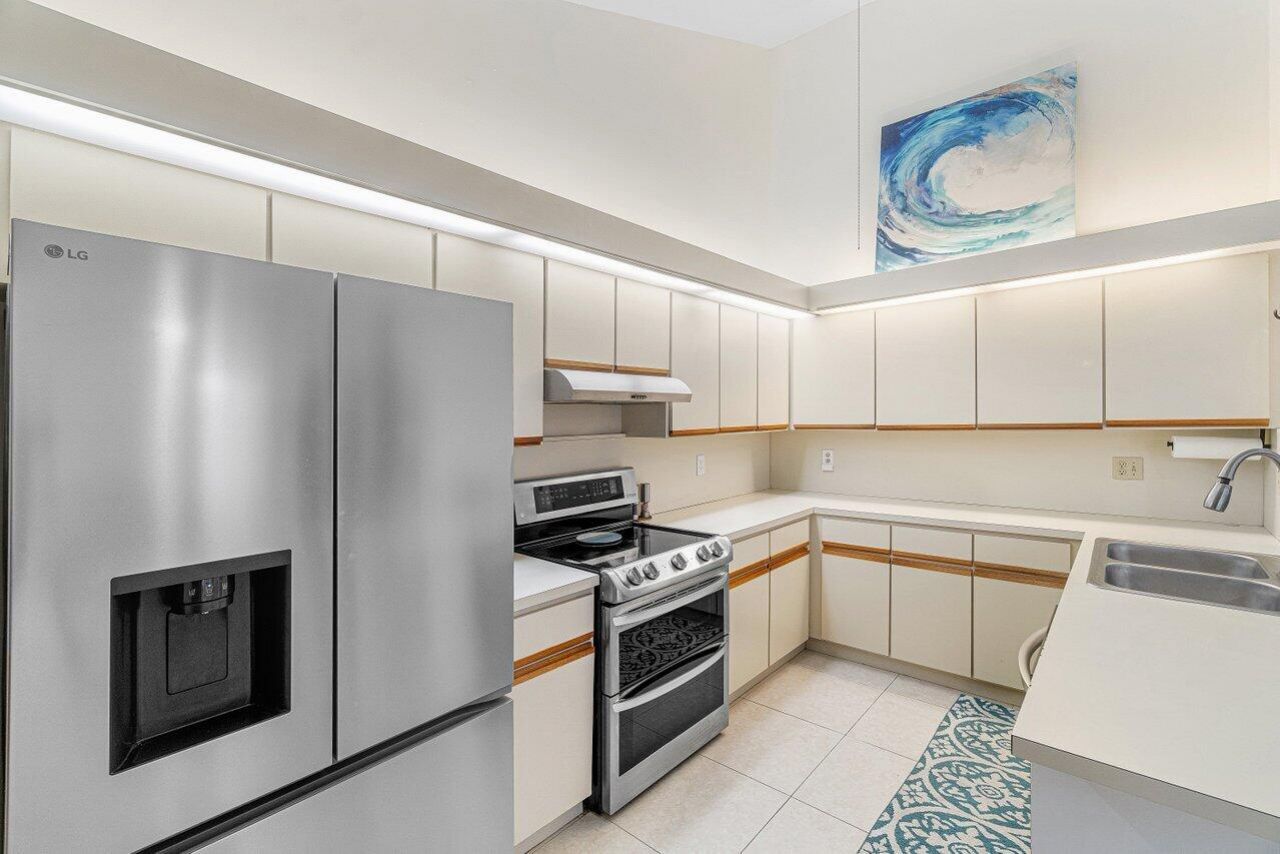 8912 Thumbwood Circle, Unit B, Boynton Beach, FL 33436 Photo