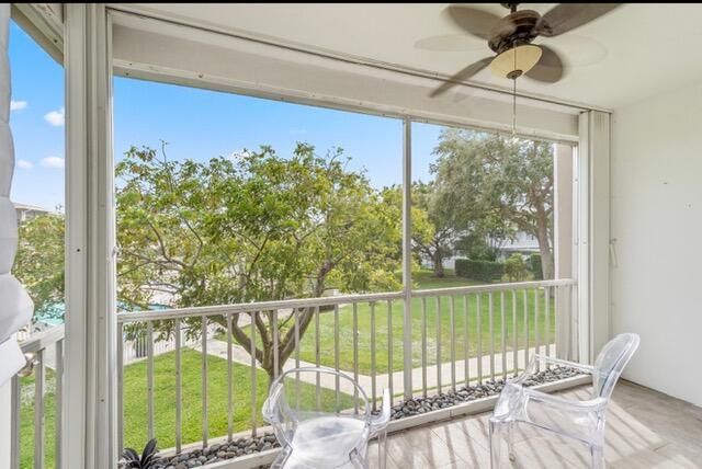 900 SW 12th Street, Unit 206, Fort Lauderdale, FL 33312 Photo
