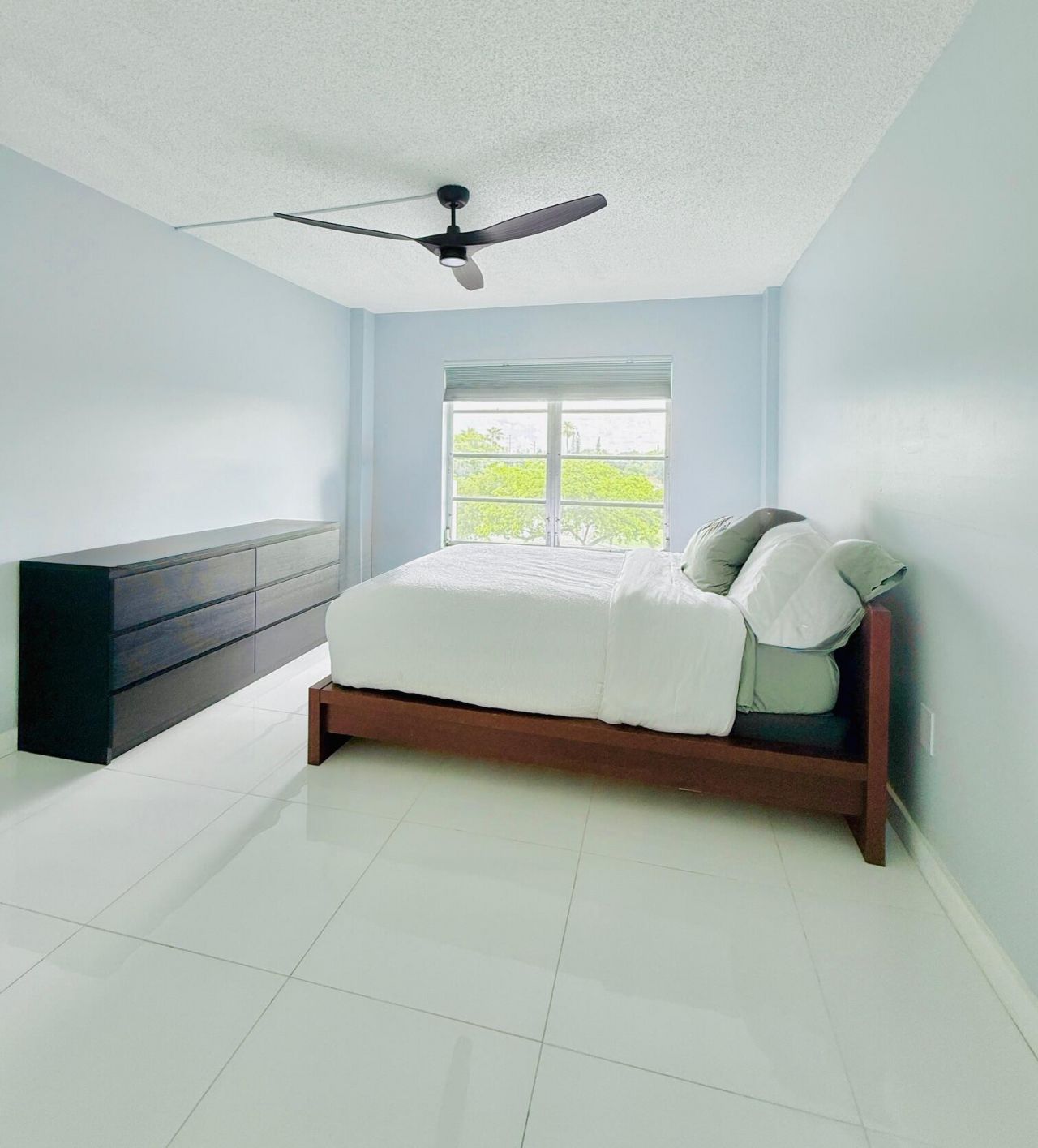 4164 Inverrary Drive, Unit 404, Lauderhill, FL 33319 Photo