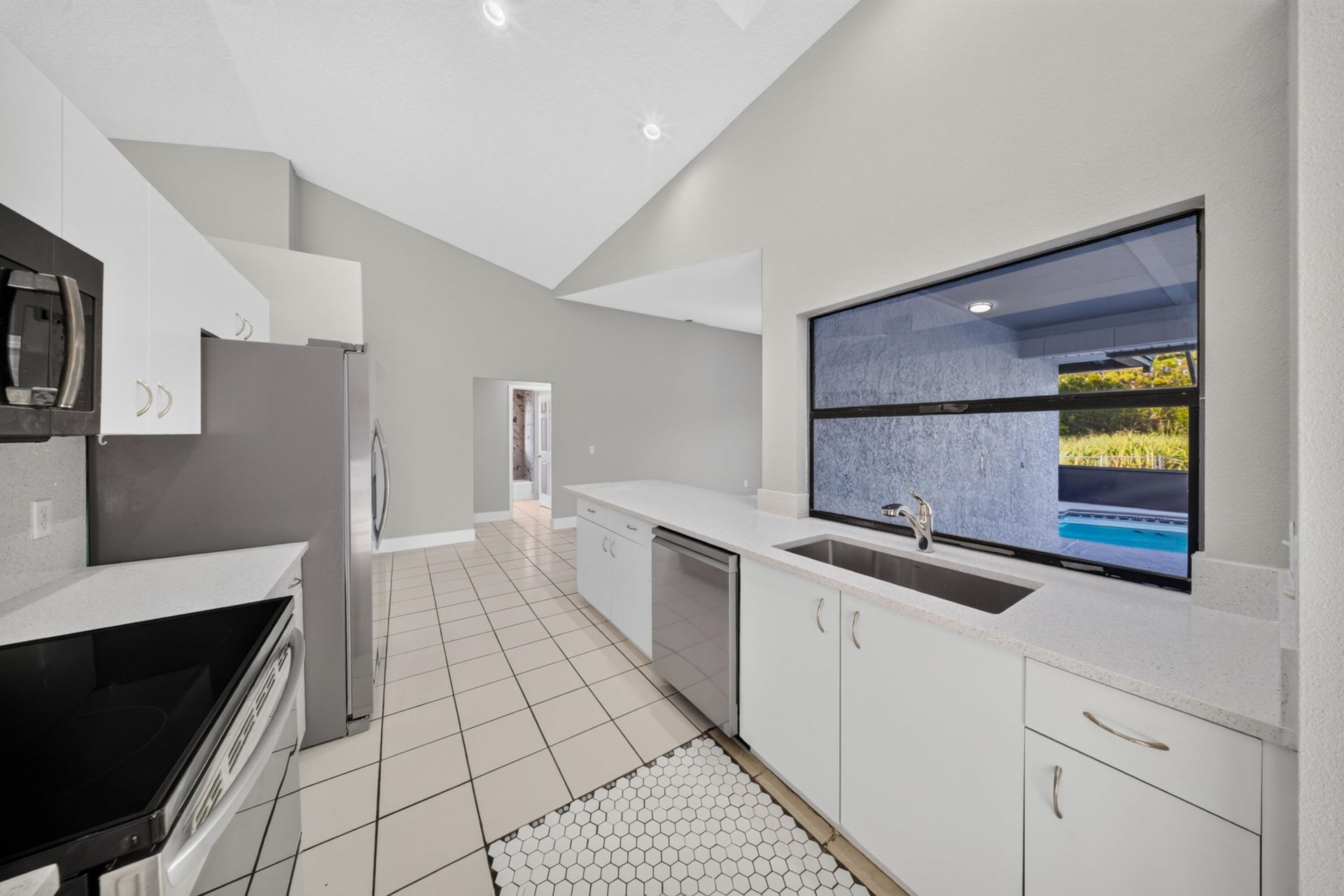 4802 Sunset Boulevard, Fort Pierce, FL 34982 Photo