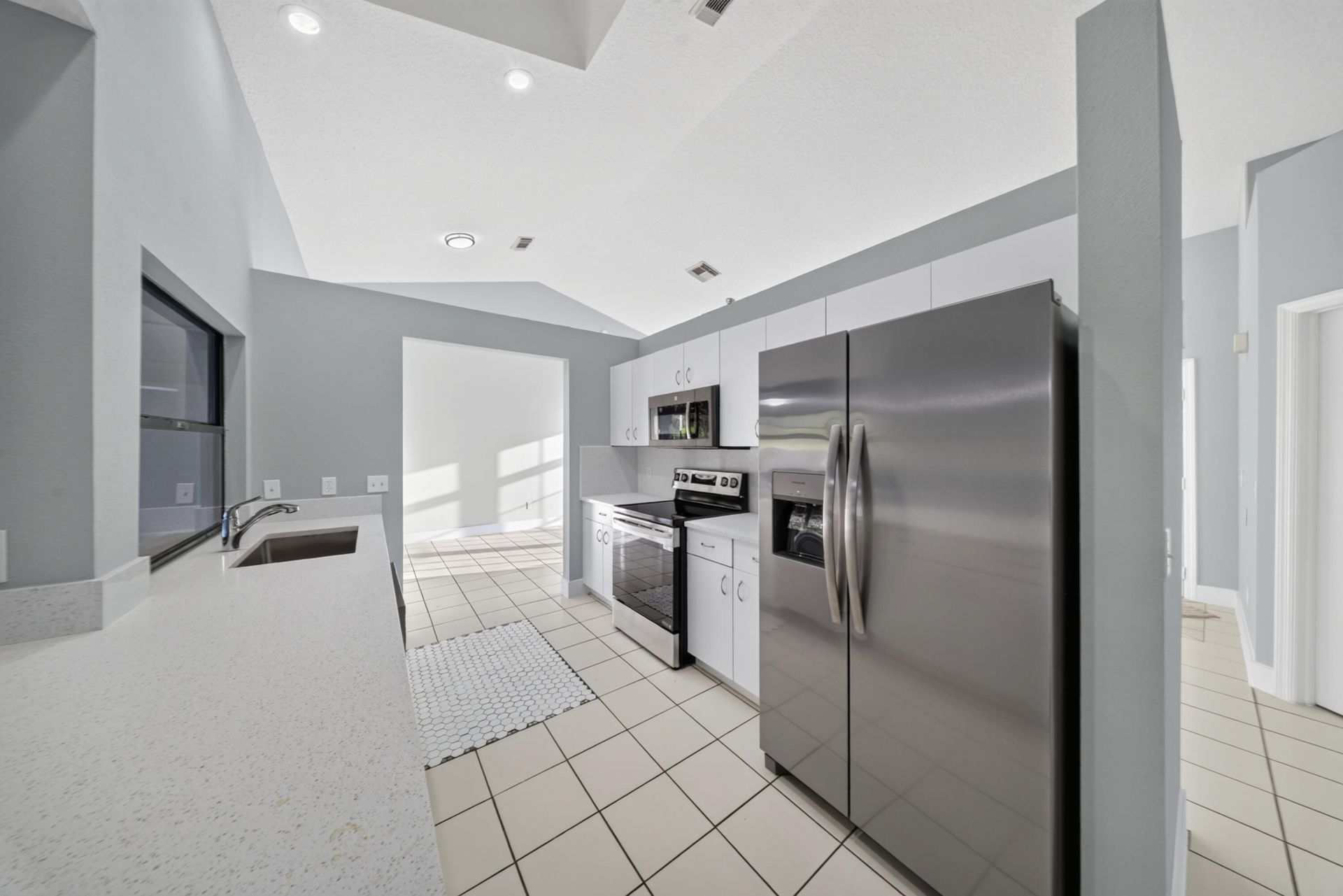 4802 Sunset Boulevard, Fort Pierce, FL 34982 Photo