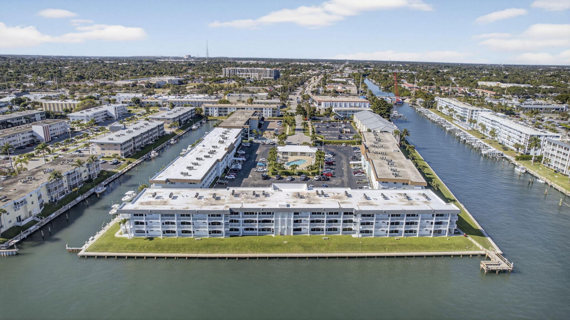 100 Shore Court, Unit 307, North Palm Beach, FL 33408 Photo
