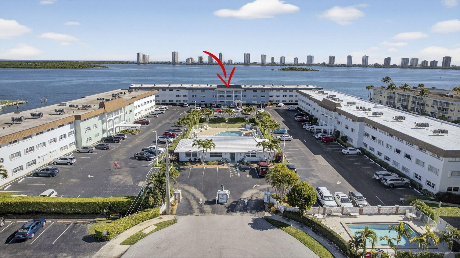 100 Shore Court, Unit 307, North Palm Beach, FL 33408 Photo