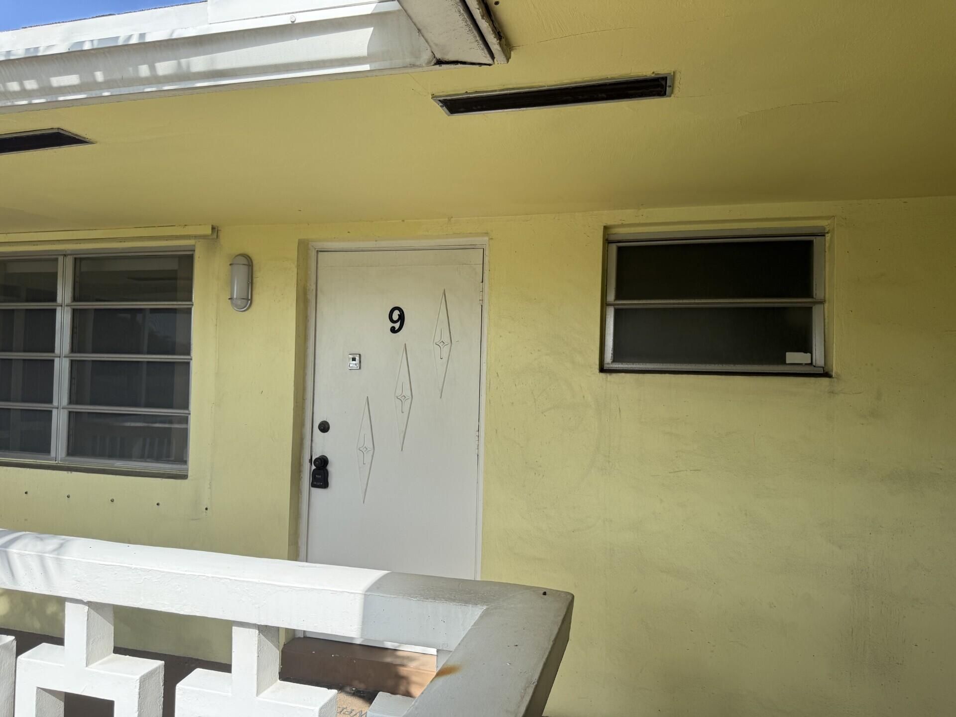 1501 Arthur Street, Unit 9, Hollywood, FL 33020 Photo