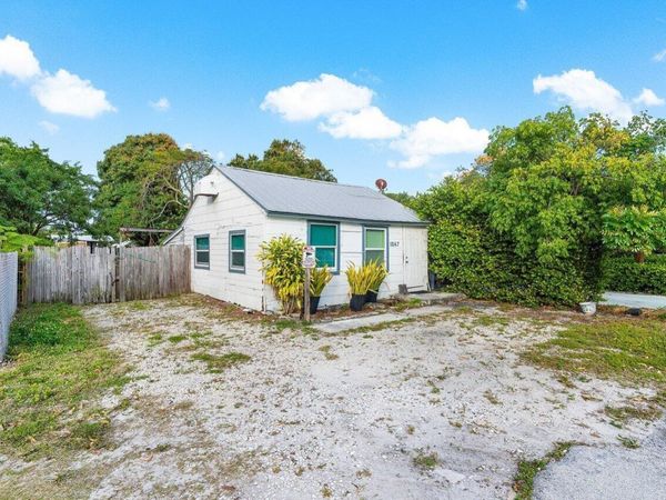 1047 Miner Road, Lake Worth, FL 33467
