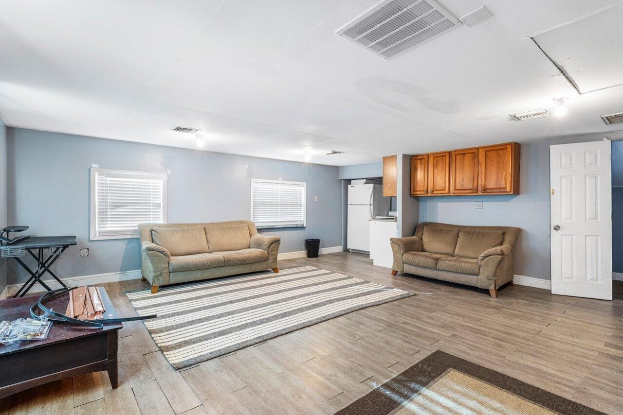 1047 Miner Road, Lake Worth, FL 33467 Photo