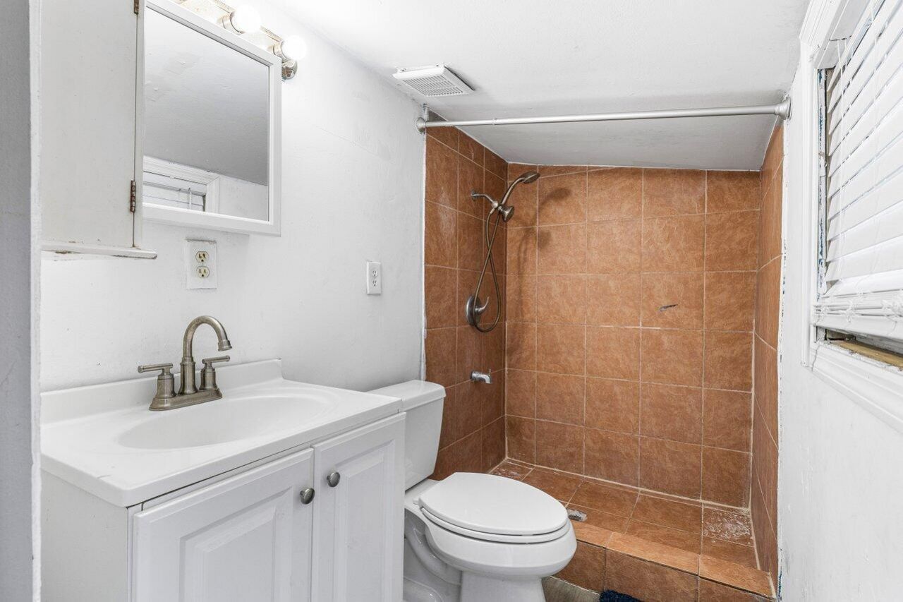 1047 Miner Road, Lake Worth, FL 33467 Photo