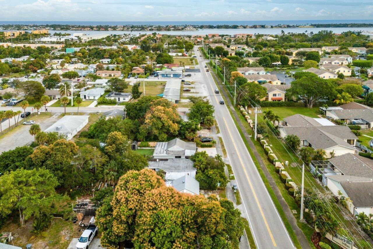 1047 Miner Road, Lake Worth, FL 33467 Photo