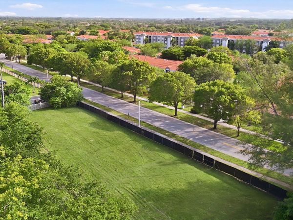 1800 N Sherman Circle, Miramar, FL 33025