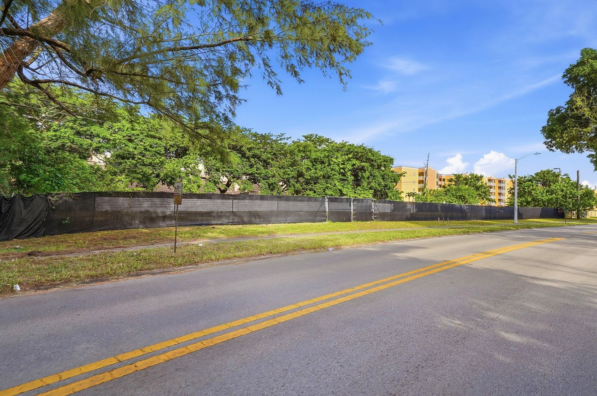 1800 N Sherman Circle, Miramar, FL 33025 Photo