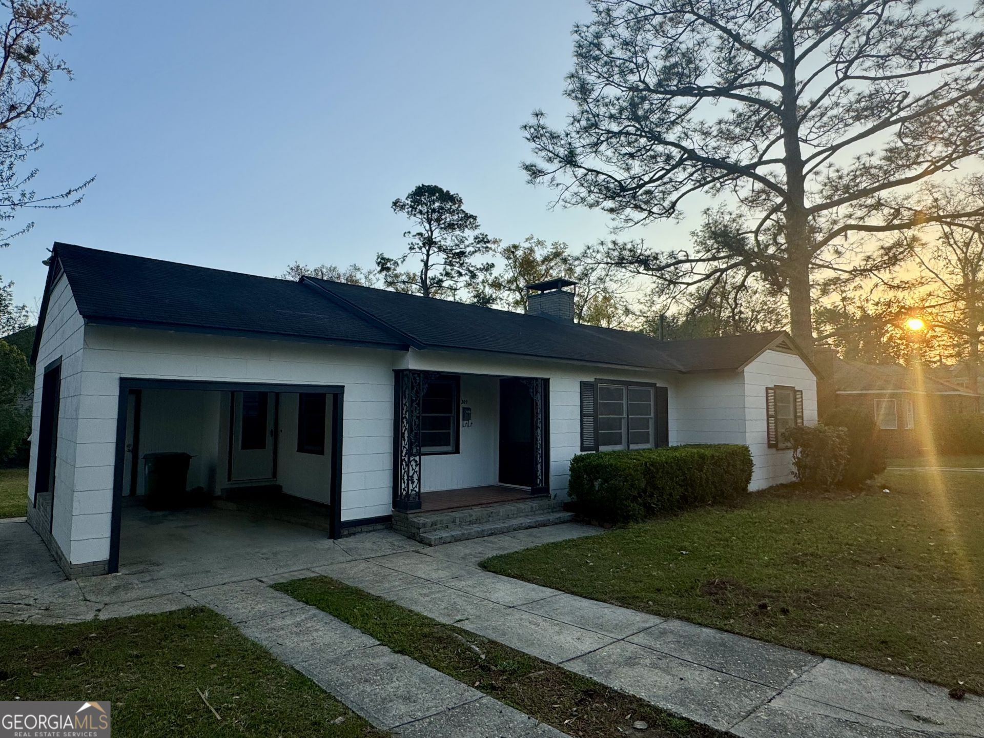 209 W Park Avenue, Valdosta, GA 31602 Main Photo