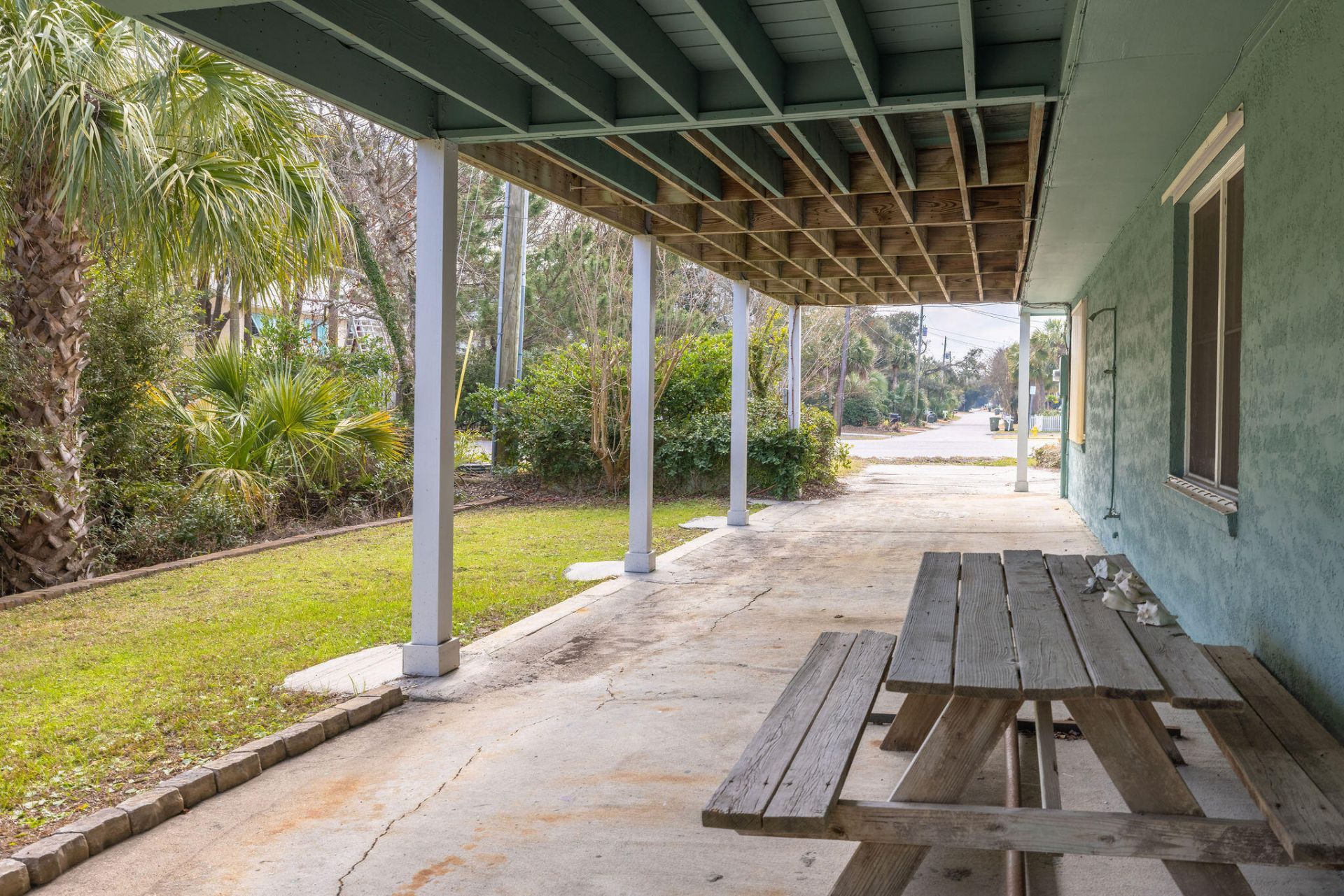 6 4th Avenue Photo 35