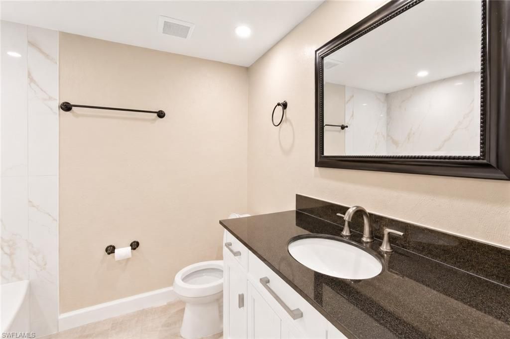 2360 Naples Trace Cir, Unit 6, Naples, FL 34109 Photo