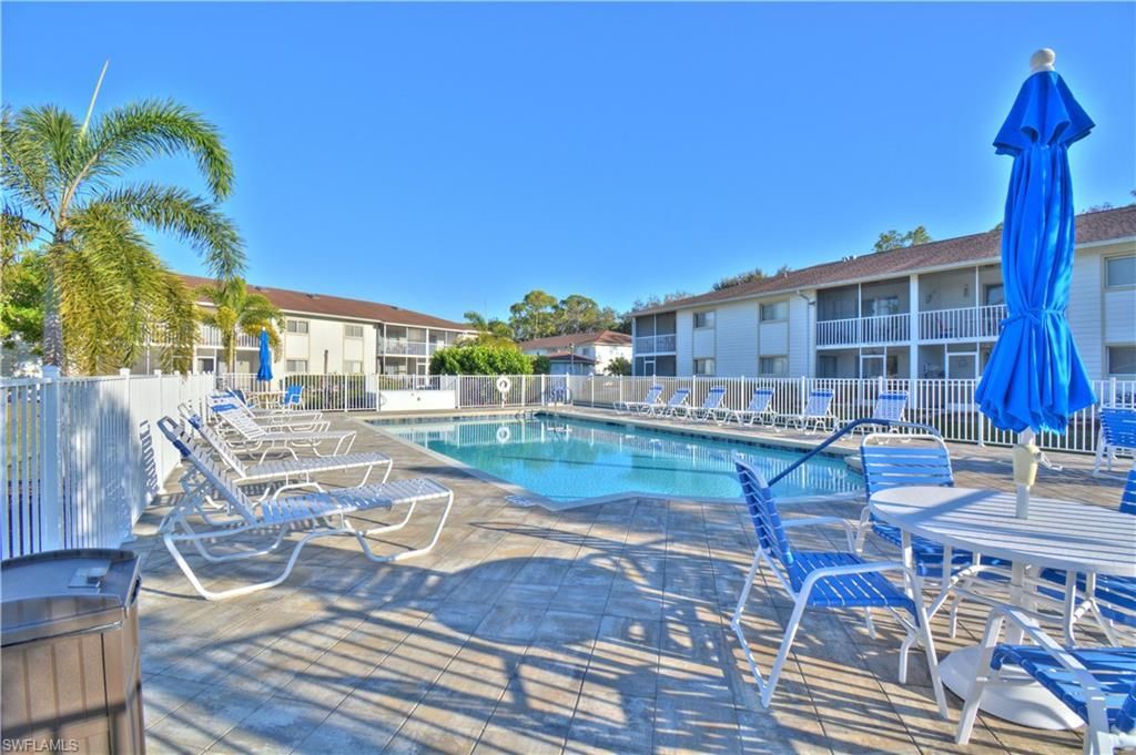 2360 Naples Trace Cir, Unit 6, Naples, FL 34109 Photo
