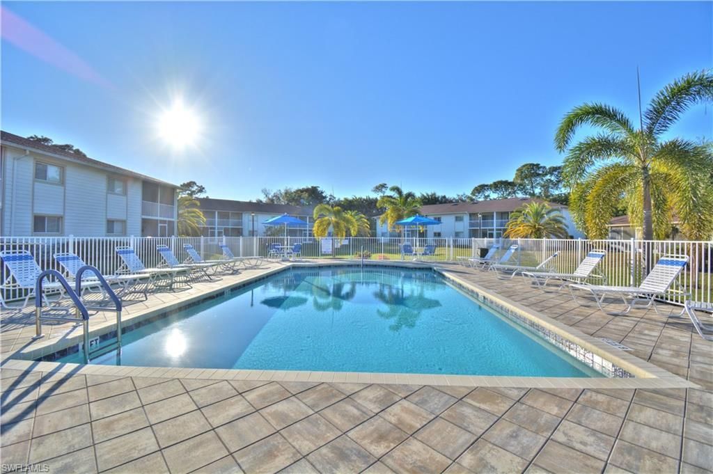 2360 Naples Trace Cir, Unit 6, Naples, FL 34109 Photo