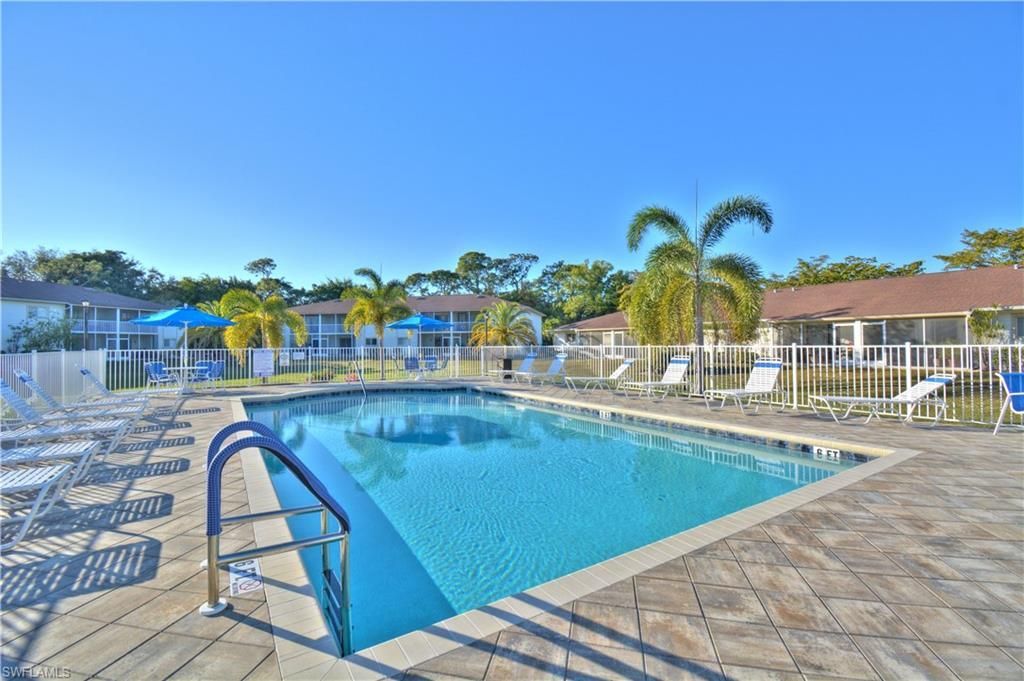 2360 Naples Trace Cir, Unit 6, Naples, FL 34109 Photo