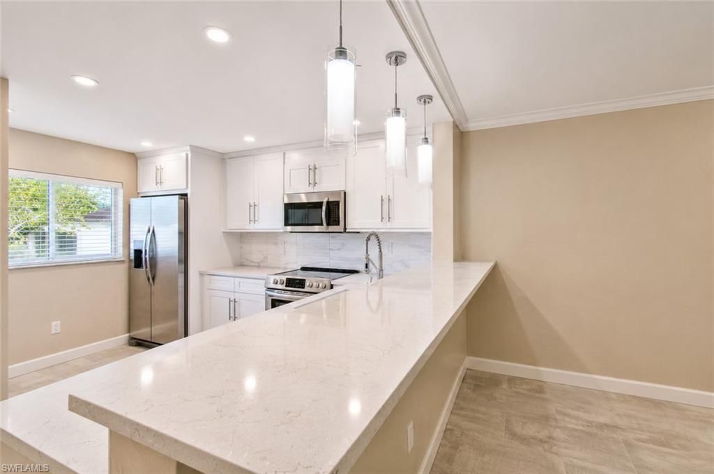 2360 Naples Trace Cir, Unit 6, Naples, FL 34109 Photo