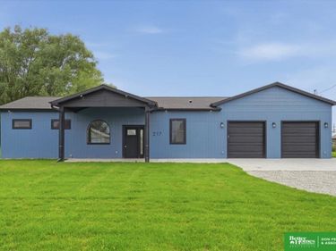 217 N Cherry Street, Nickerson, NE 68044