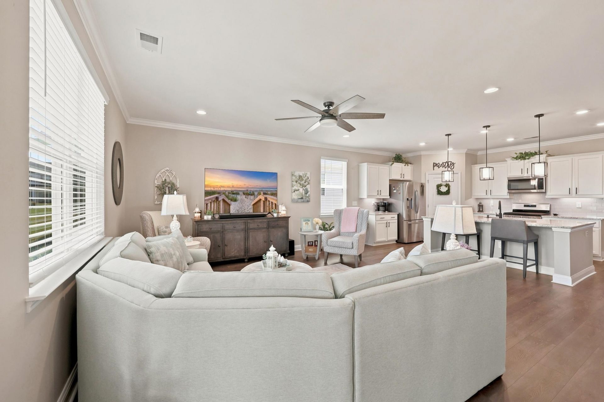 520 Mcalister Dr. Photo 13