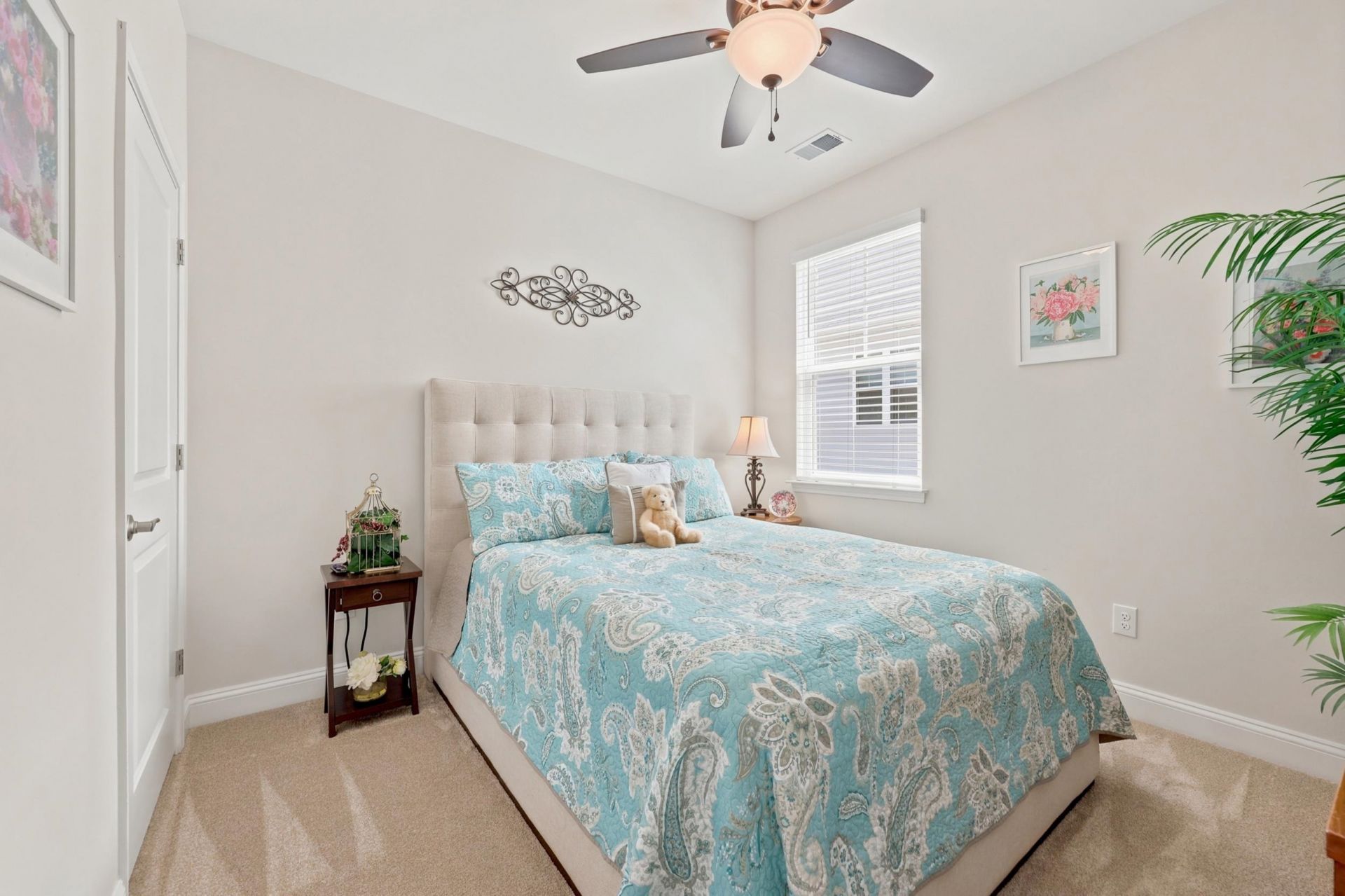520 Mcalister Dr. Photo 24
