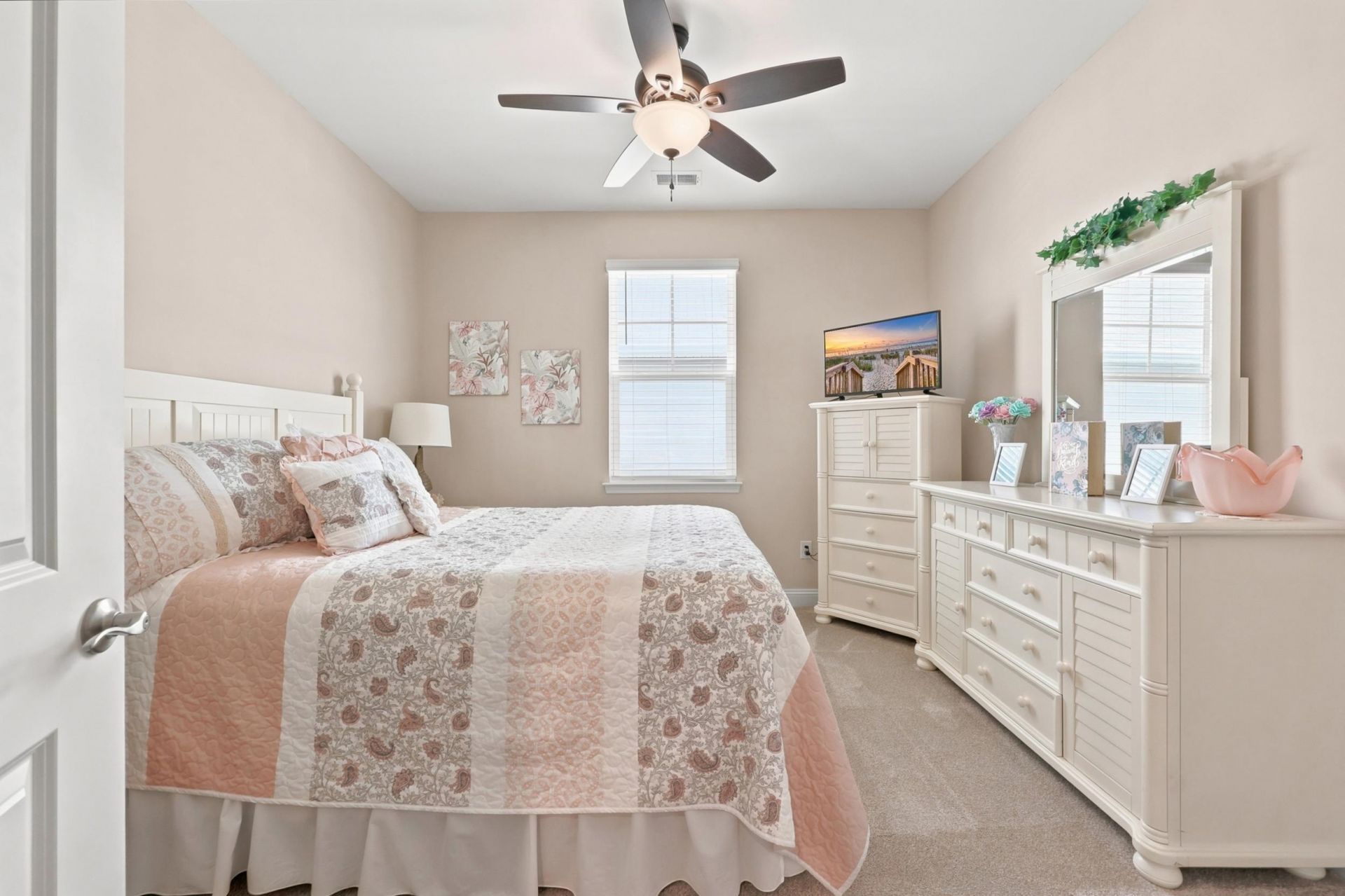520 Mcalister Dr. Photo 25