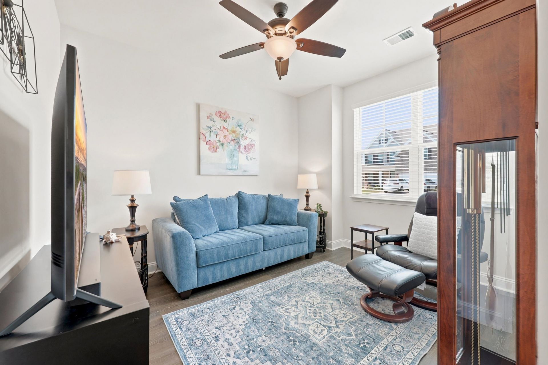 520 Mcalister Dr. Photo 29