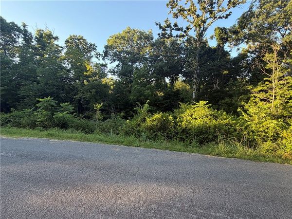 Larkhall Lane , Bella Vista, AR 72715
