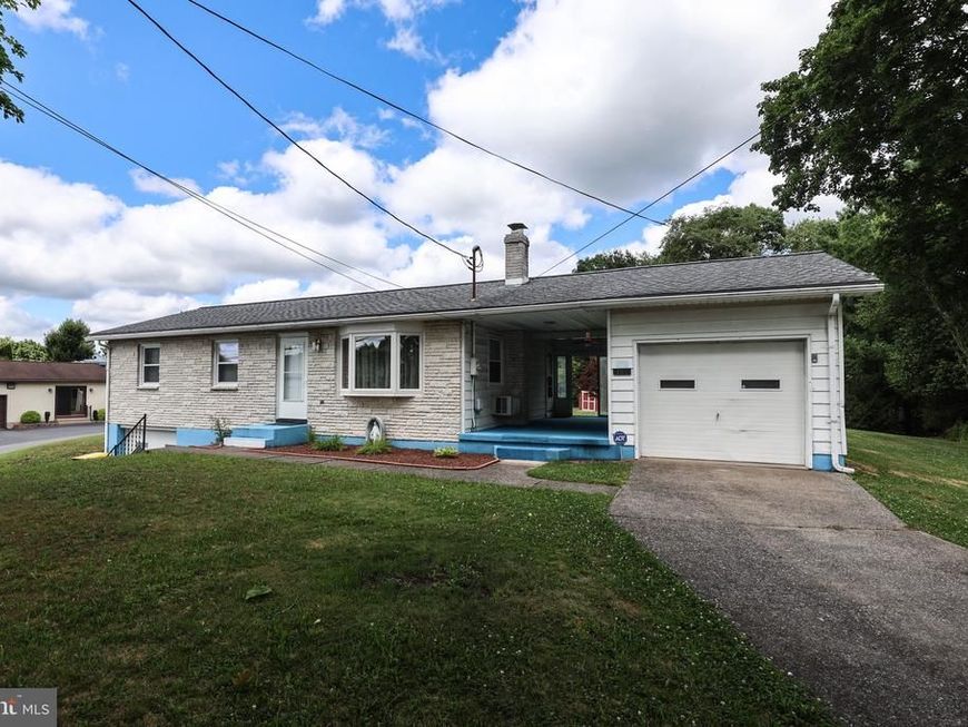 197 Llewellyn Road, Pottsville, PA 17901 Main Photo