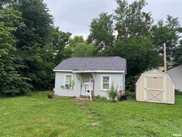 1019 E WILCOX Avenue, Peoria, IL 61603