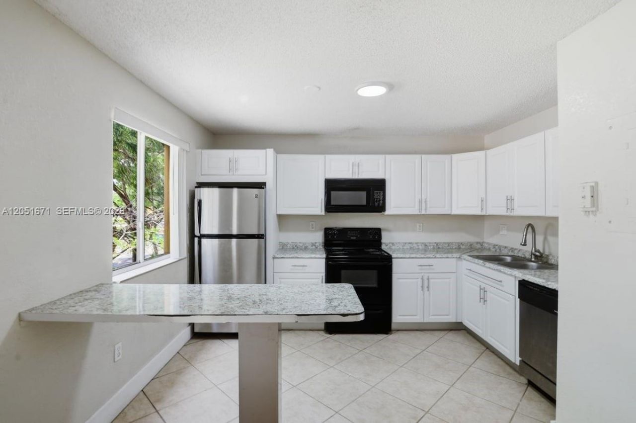 15250 SW 134th Pl , Unit 110, Miami, FL 33177 Photo