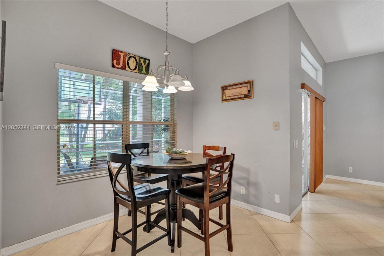 4219 Sabal Ridge Cir, Weston, FL 33331 Photo