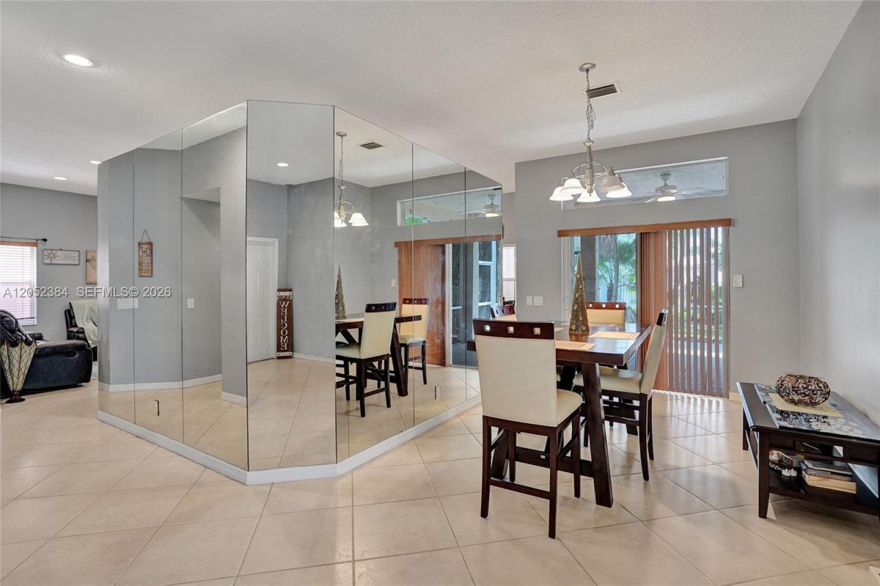 4219 Sabal Ridge Cir , Weston, FL 33331 Photo
