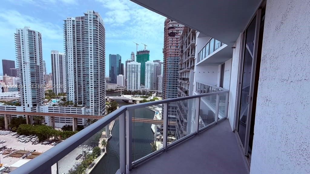 185 SW 7th St, Unit 2505, Miami, FL 33130 Photo